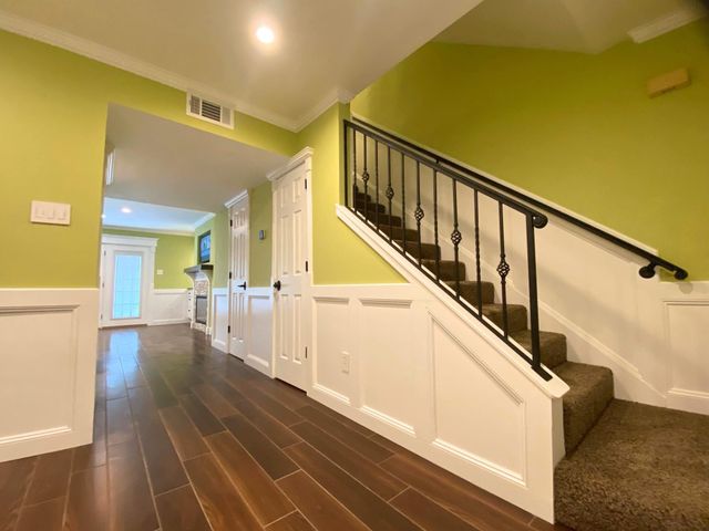 18204 Vinland Drive 8204, Houston, TX 77058