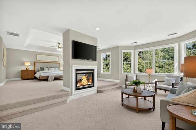 2021 GEORGE WASHINGTON RD, Vienna, VA 22182