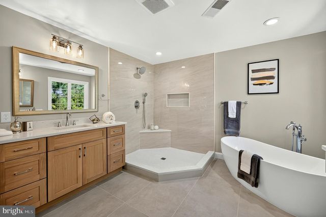 2021 GEORGE WASHINGTON RD, Vienna, VA 22182
