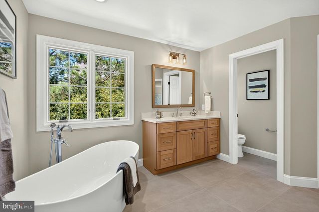 2021 GEORGE WASHINGTON RD, Vienna, VA 22182