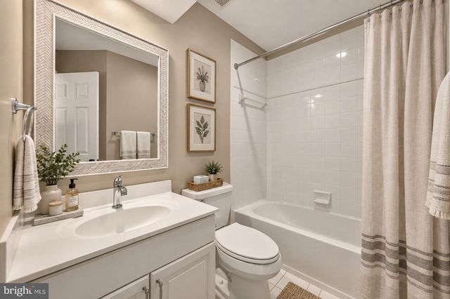 2021 GEORGE WASHINGTON RD, Vienna, VA 22182