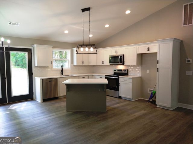 298 Connecticut Avenue, Tallapoosa, GA 30176