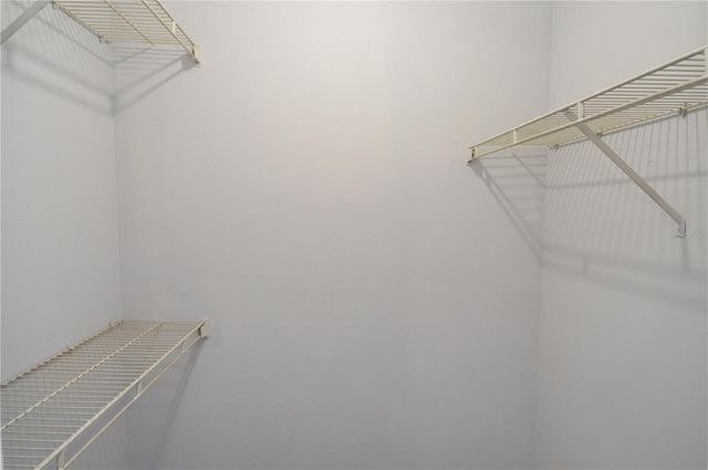 8635 MALLARD RESERVE DRIVE 201, Tampa, FL 33614