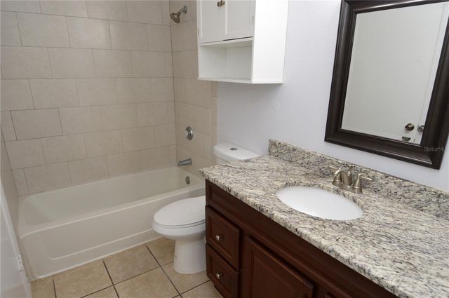 8635 MALLARD RESERVE DRIVE 201, Tampa, FL 33614