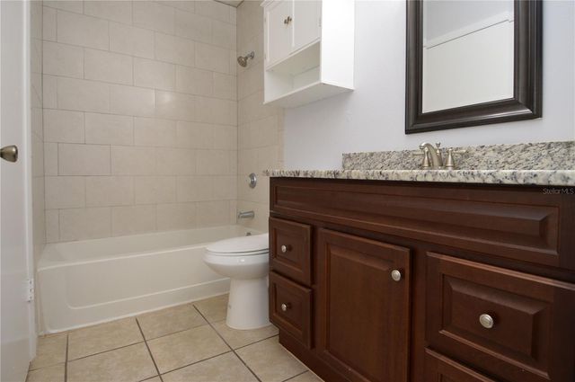 8635 MALLARD RESERVE DRIVE 201, Tampa, FL 33614