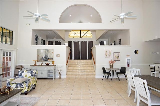 8635 MALLARD RESERVE DRIVE 201, Tampa, FL 33614