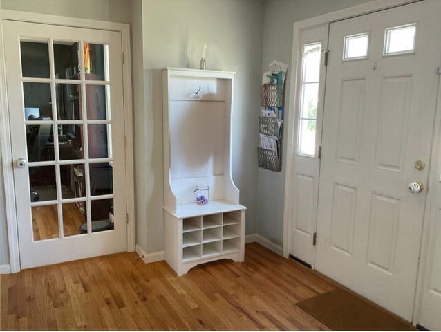 124 Pond St, Weymouth, MA 02190