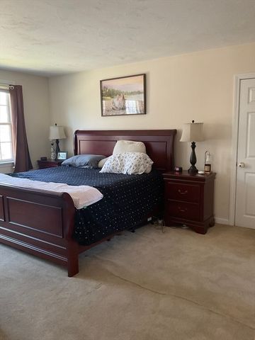 124 Pond St, Weymouth, MA 02190