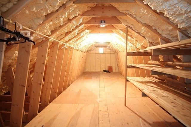 124 Pond St, Weymouth, MA 02190