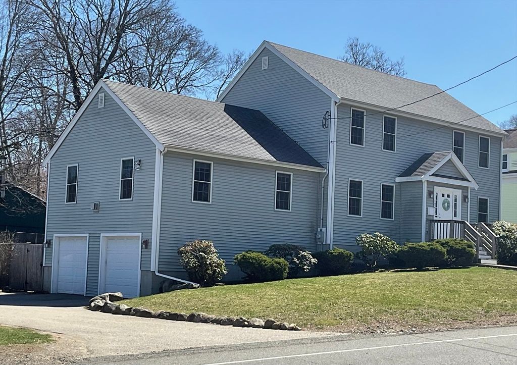 124 Pond St, Weymouth, MA 02190