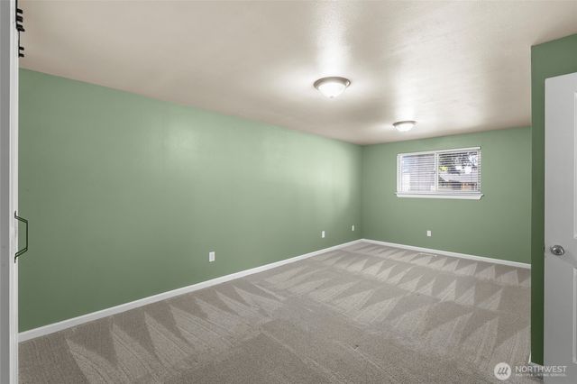 16812 17th Avenue E, Spanaway, WA 98387