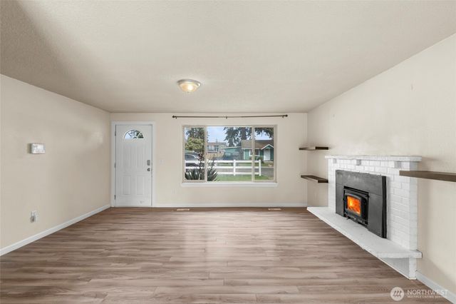 16812 17th Avenue E, Spanaway, WA 98387