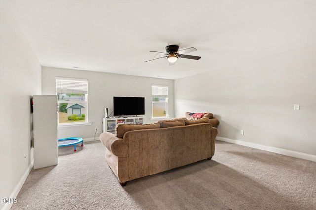 52 Heirloom Court, Benson, NC 27504
