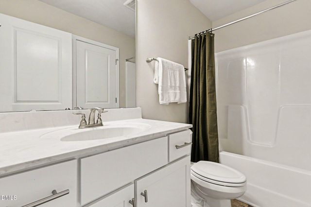 52 Heirloom Court, Benson, NC 27504