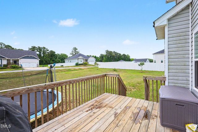 52 Heirloom Court, Benson, NC 27504