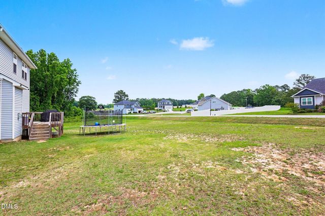 52 Heirloom Court, Benson, NC 27504