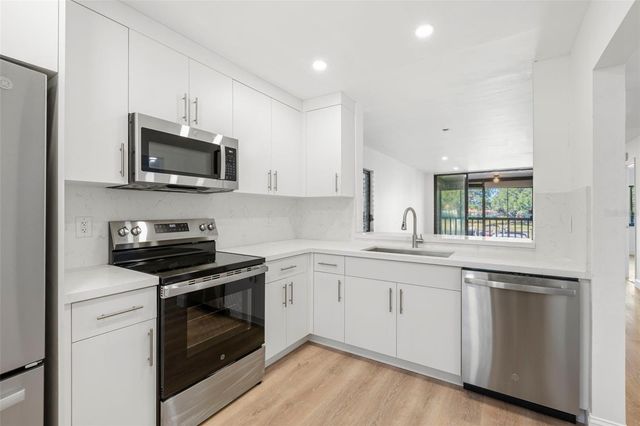 1802 MARINER DRIVE 21, Tarpon Springs, FL 34689