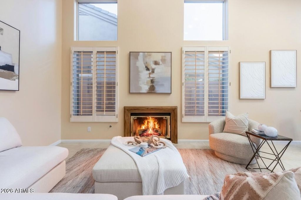 Image 17 of property listing at 12018 E MISSION LANE Circle, Scottsdale, AZ 85259