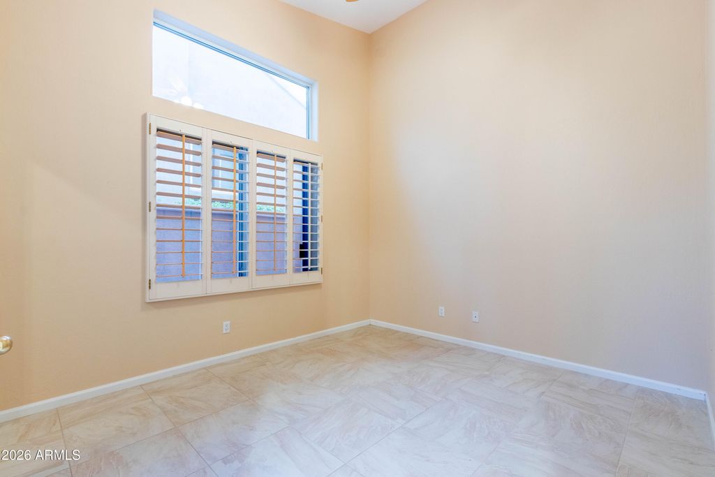 Image 28 of property listing at 12018 E MISSION LANE Circle, Scottsdale, AZ 85259