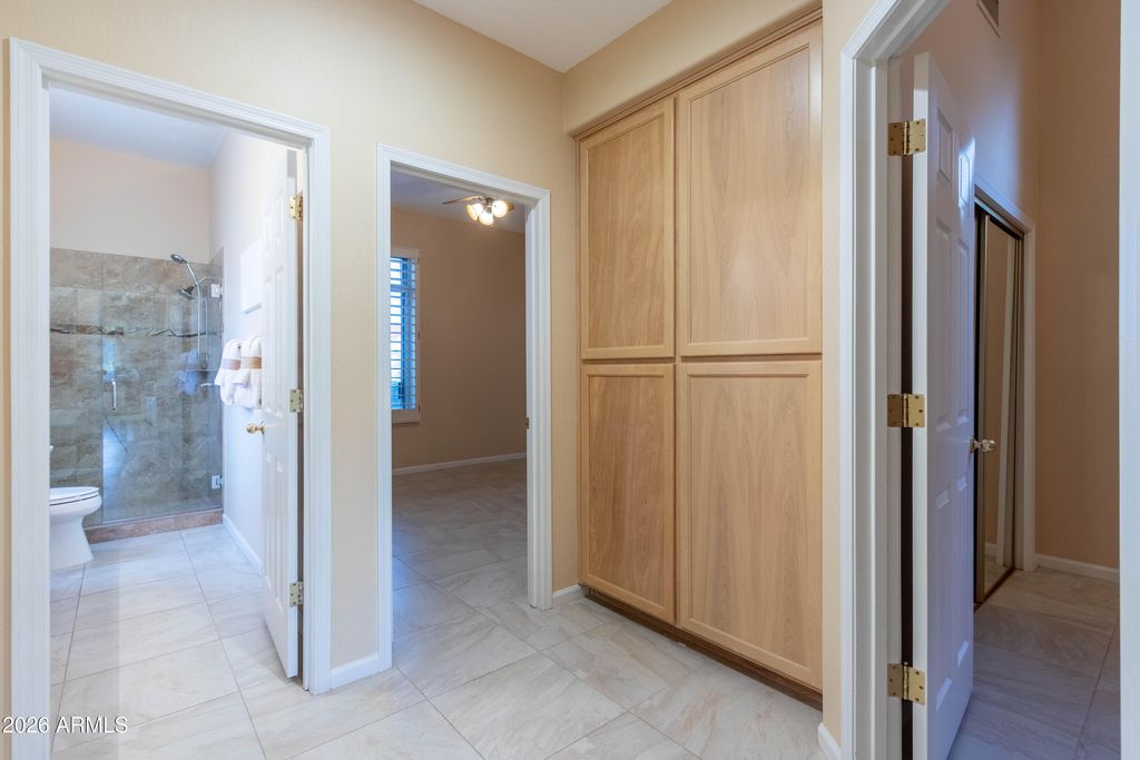 Image 30 of property listing at 12018 E MISSION LANE Circle, Scottsdale, AZ 85259