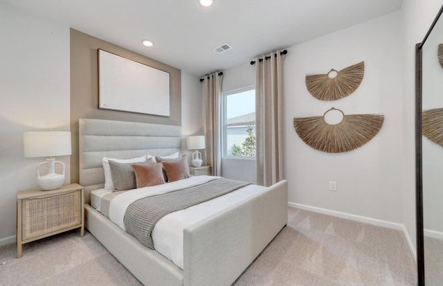 712 Meadowbrook Lane, Summerville, SC 29486