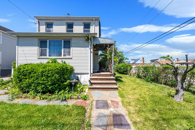 114 Elmwood Street, Valley Stream, NY 11581