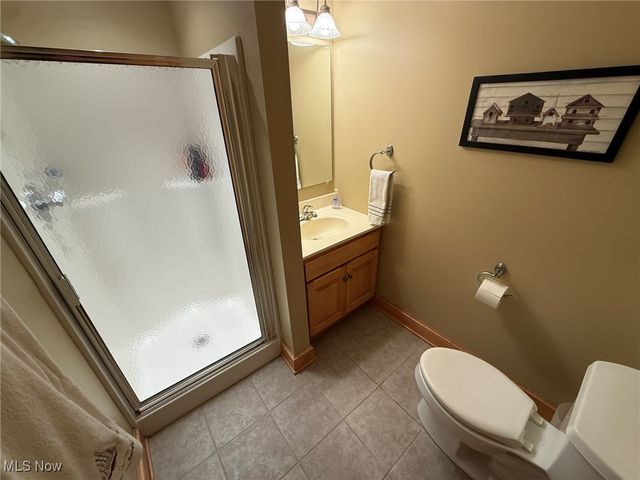 9201 N Shore Drive NE, Mineral City, OH 44656