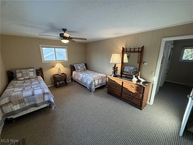 9201 N Shore Drive NE, Mineral City, OH 44656