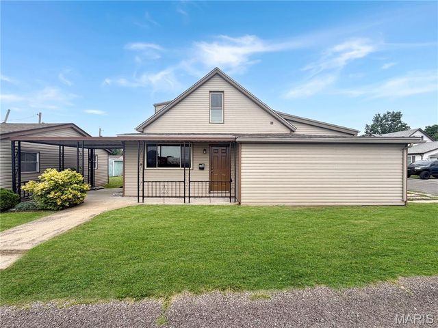 114 Park Avenue, Dupo, IL 62239