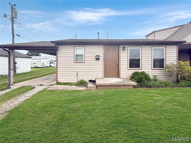 114 Park Avenue, Dupo, IL 62239