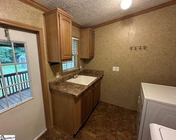 116 Lakeside Drive, Taylors, SC 29687