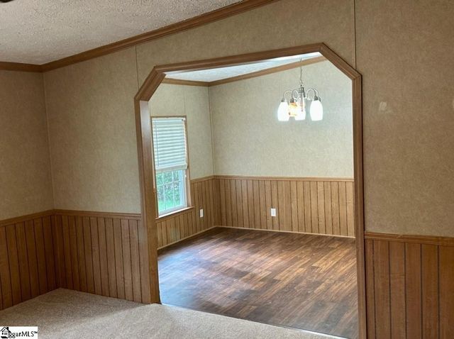 116 Lakeside Drive, Taylors, SC 29687