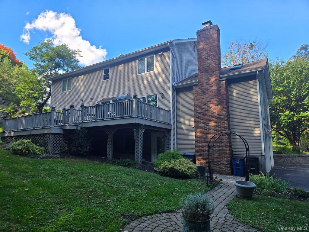 203 Wanamaker Lane, Nyack, NY 10960 — photo 3