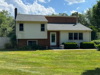 53 Calvin Burnham Road, Hampton, CT 06247