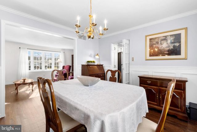 22 OLD COLONY LN, Marlton, NJ 08053