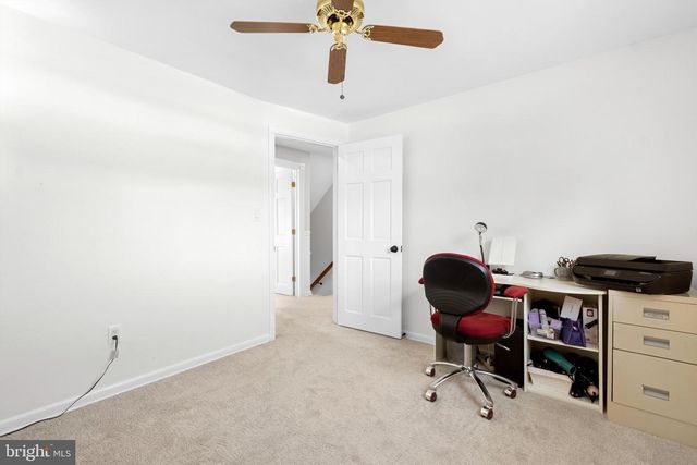 22 OLD COLONY LN, Marlton, NJ 08053