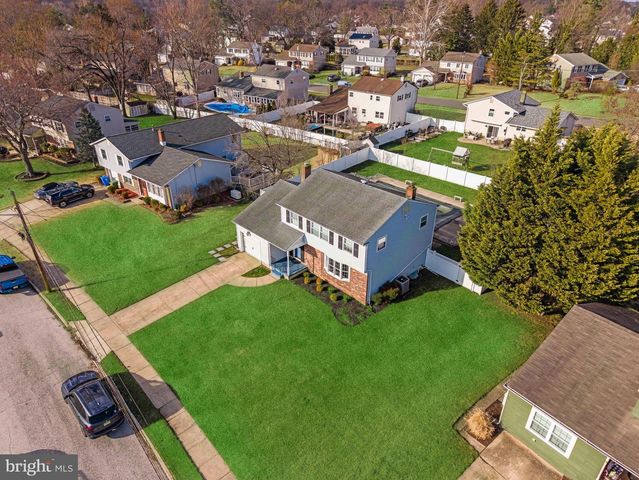 22 OLD COLONY LN, Marlton, NJ 08053