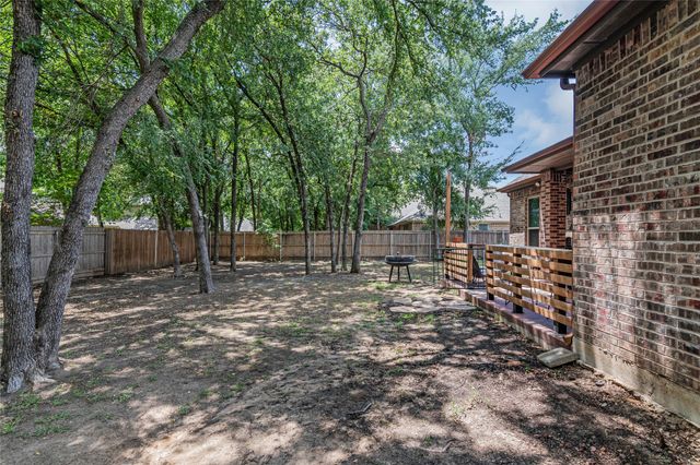 1532 Sea Breeze, Azle, TX 76020