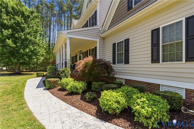 303 Carter Forest Dr, Ashland, VA 23005