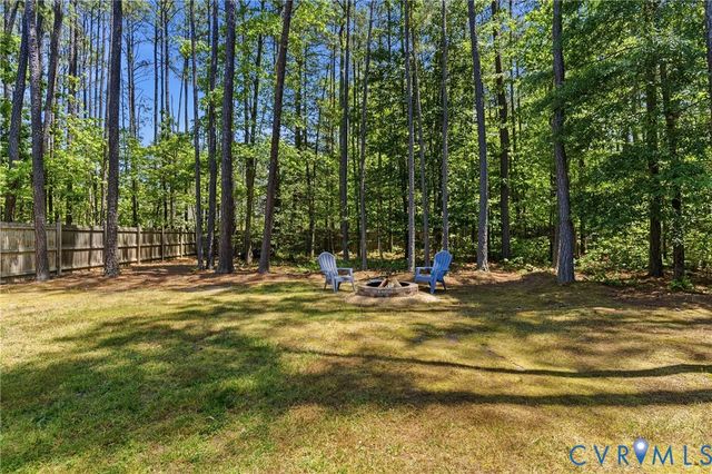 303 Carter Forest Dr, Ashland, VA 23005