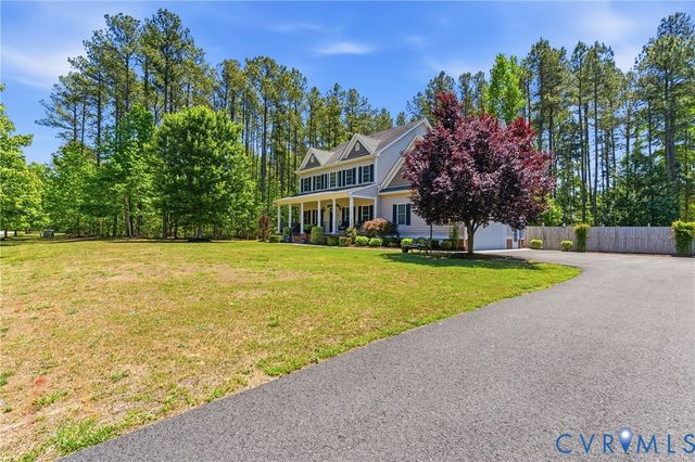 303 Carter Forest Dr, Ashland, VA 23005