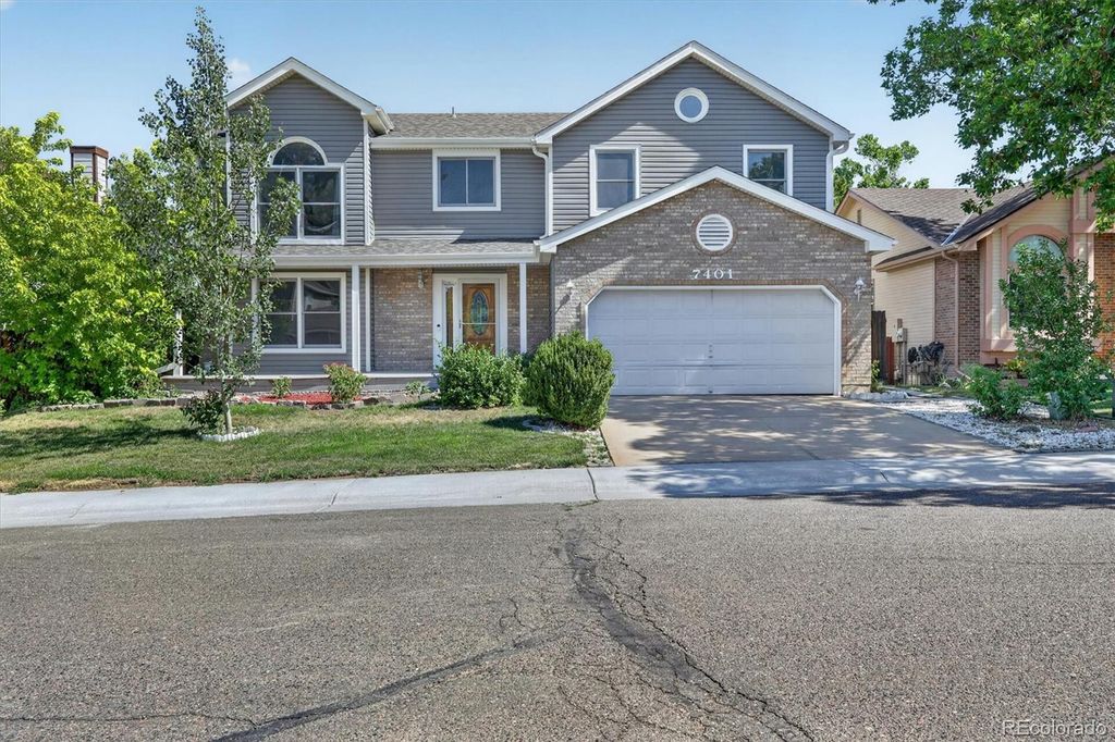 Image 2 of property listing at 7401 Powderhorn Drive, Lone Tree, CO 80124