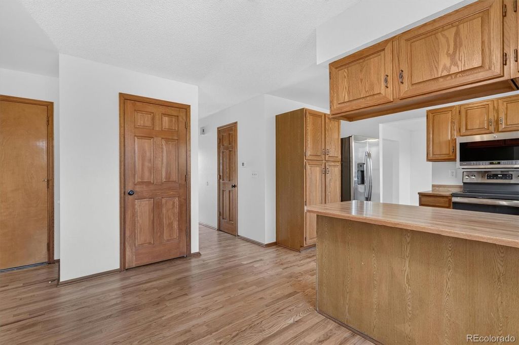 Image 20 of property listing at 7401 Powderhorn Drive, Lone Tree, CO 80124