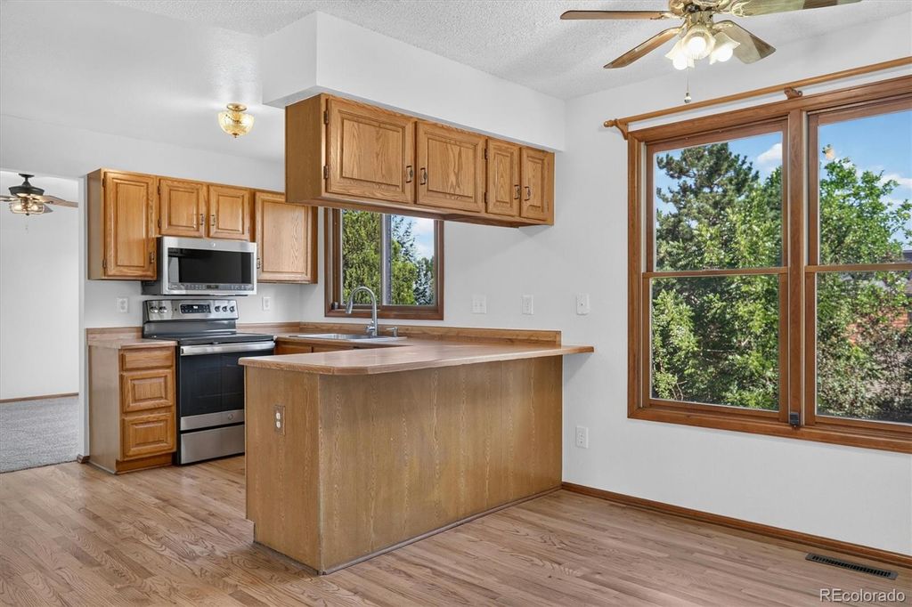 Image 21 of property listing at 7401 Powderhorn Drive, Lone Tree, CO 80124