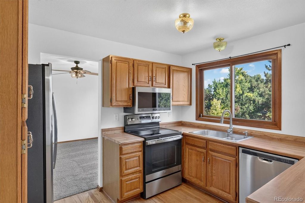 Image 25 of property listing at 7401 Powderhorn Drive, Lone Tree, CO 80124