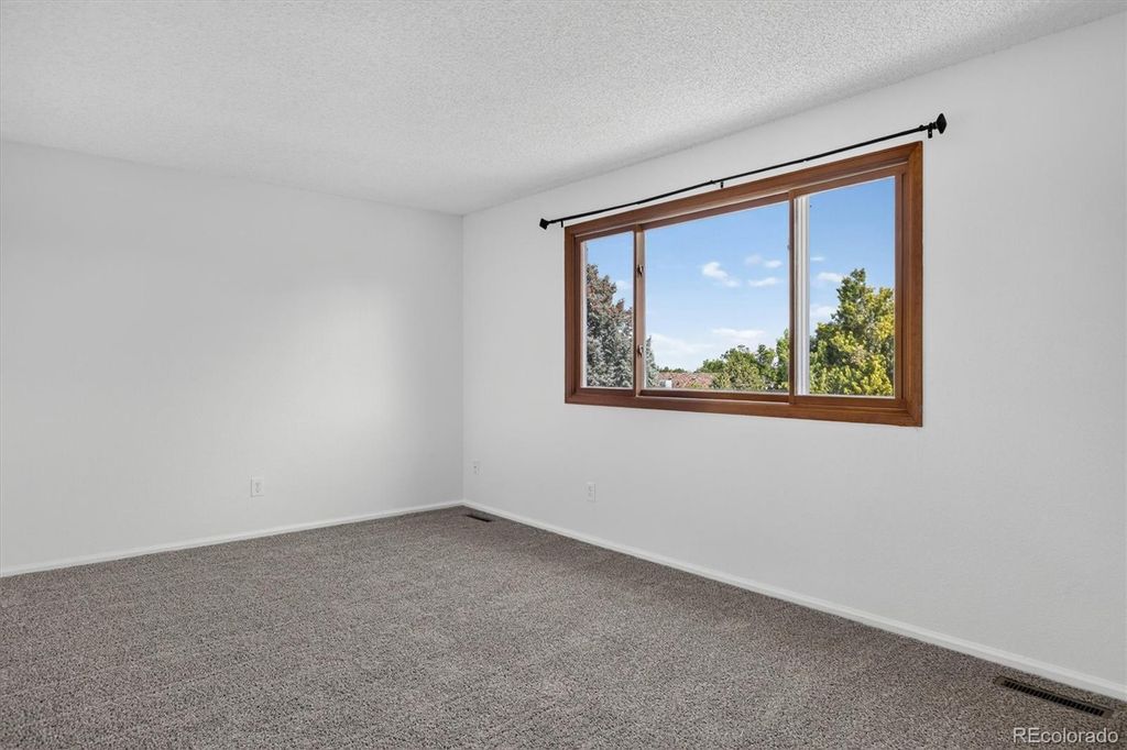 Image 37 of property listing at 7401 Powderhorn Drive, Lone Tree, CO 80124
