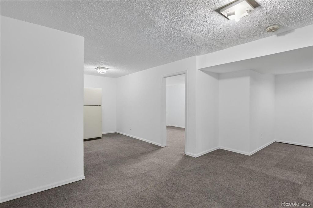 Image 40 of property listing at 7401 Powderhorn Drive, Lone Tree, CO 80124