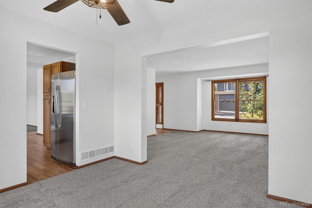 Image 8 of property listing at 7401 Powderhorn Drive, Lone Tree, CO 80124