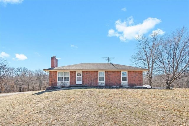 9007 Dry Dock Drive, Liberty, MO 64068
