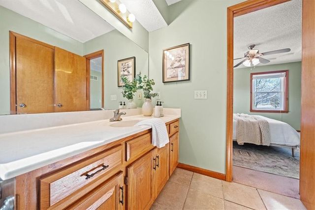 9007 Dry Dock Drive, Liberty, MO 64068